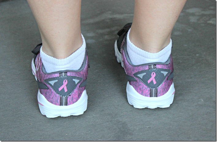 breast cancer skechers