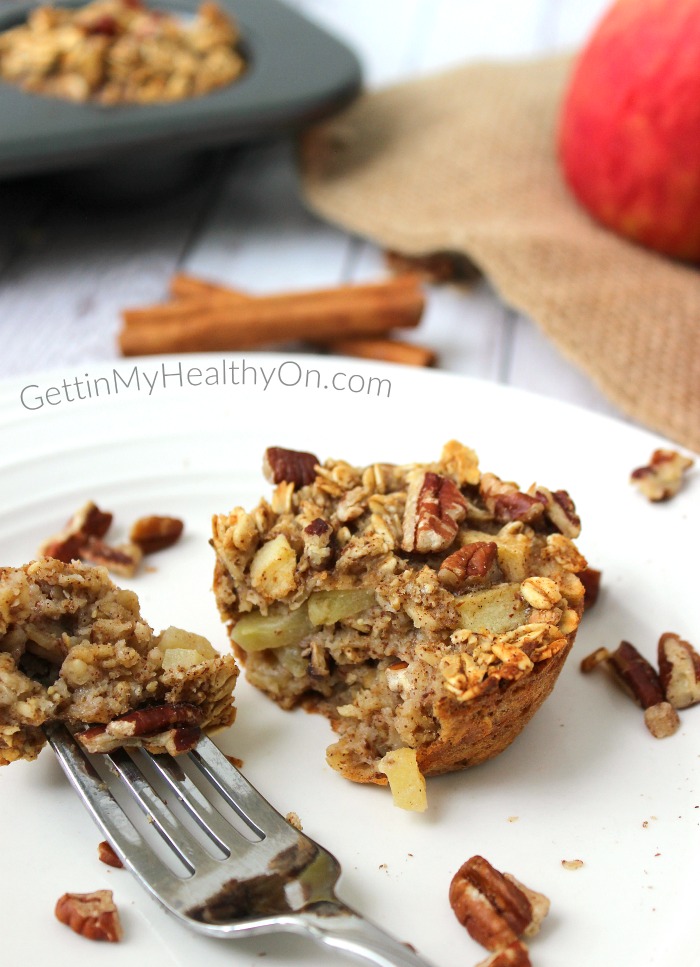 Apple Spice Baked Oatmeal Cups